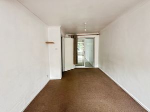 Dining Room- click for photo gallery